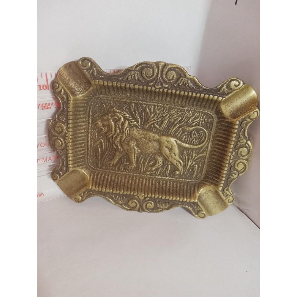 Traditional Finest Brass Ashtray Engraved Lion for Decor Great Vintage Piece